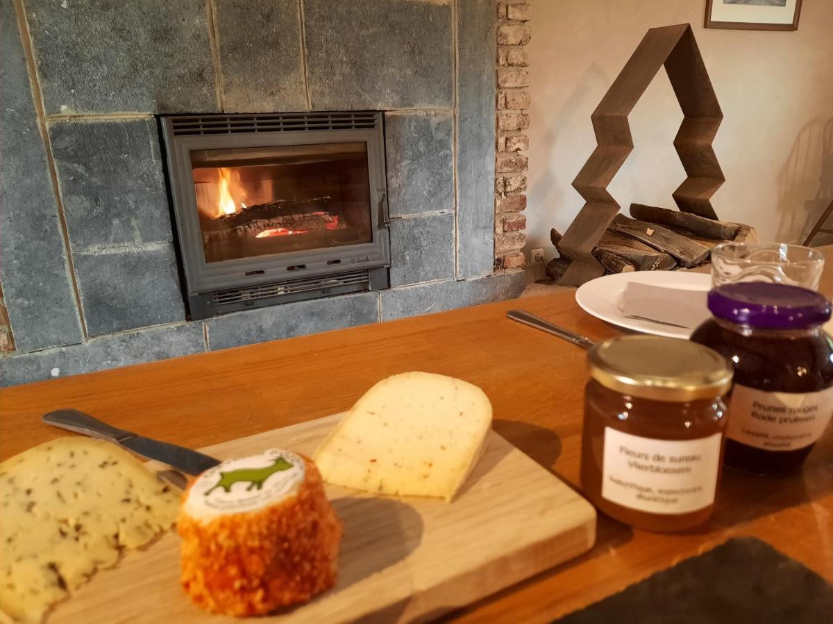 مبيت وإفطار دربي Aux Saveurs D'Enneille المظهر الخارجي الصورة
